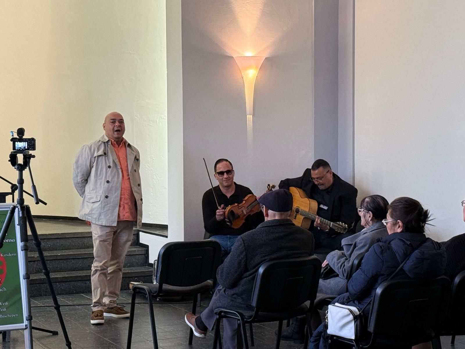 Gedenkveranstaltung zum Internationalen Tag der Roma